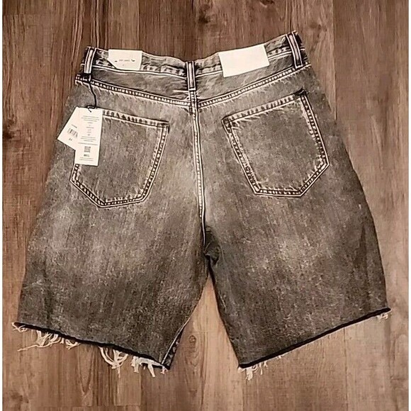 NWT Seven For All Mankind Women’s Sz 31 The Easy James Jean Shorts Grey Bermuda - Picture 14 of 14